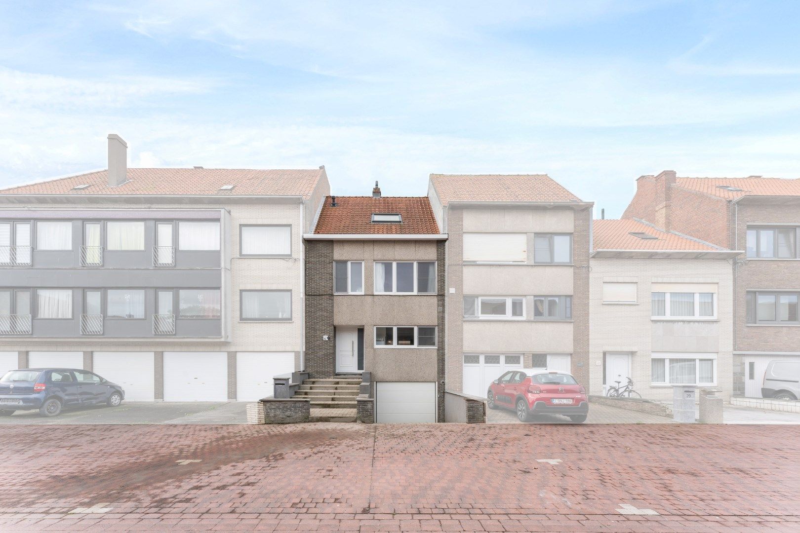 ()=>{if(producerUpdateValueVersion(node),producerAccessed(node),node.value===ERRORED)throw node.error;return node.value} Sergeant De Bruynestraat 31 - - 8400 Oostende