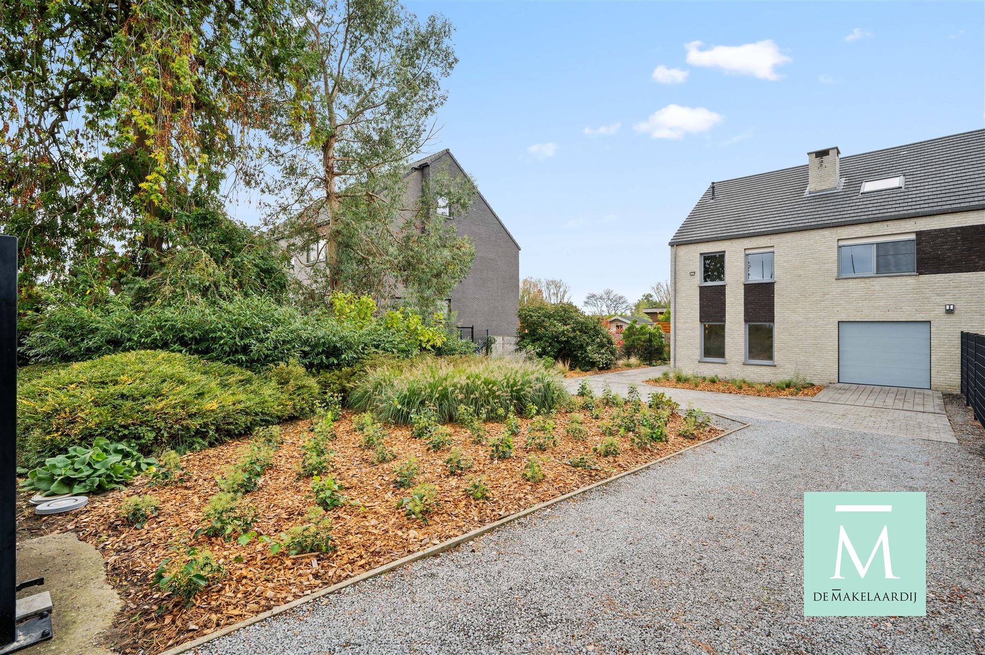 Prachtige halfopen woning aan de Vaart op de grens Zemst en Mechelen! foto 2