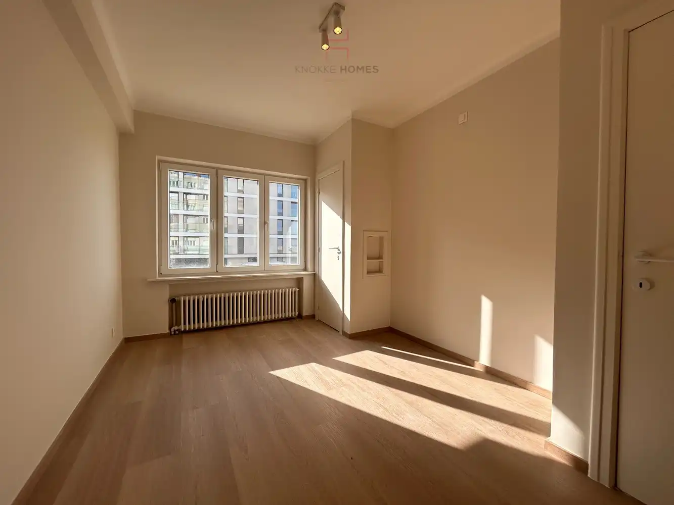 Ruim vakantie-appartement met zijdelings zeezicht aan het Albertstrand foto 6