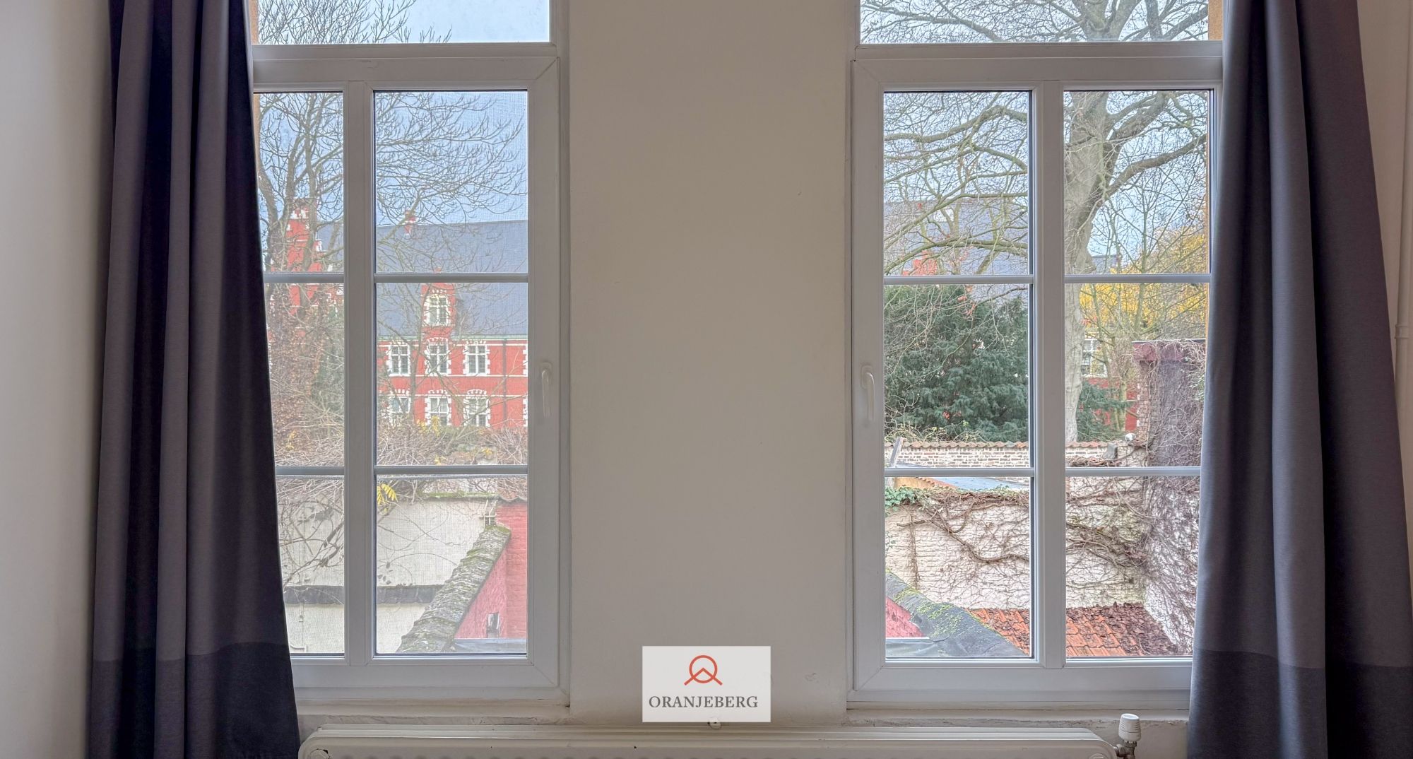 Huis met tuintje vlakbij Coupure foto 26