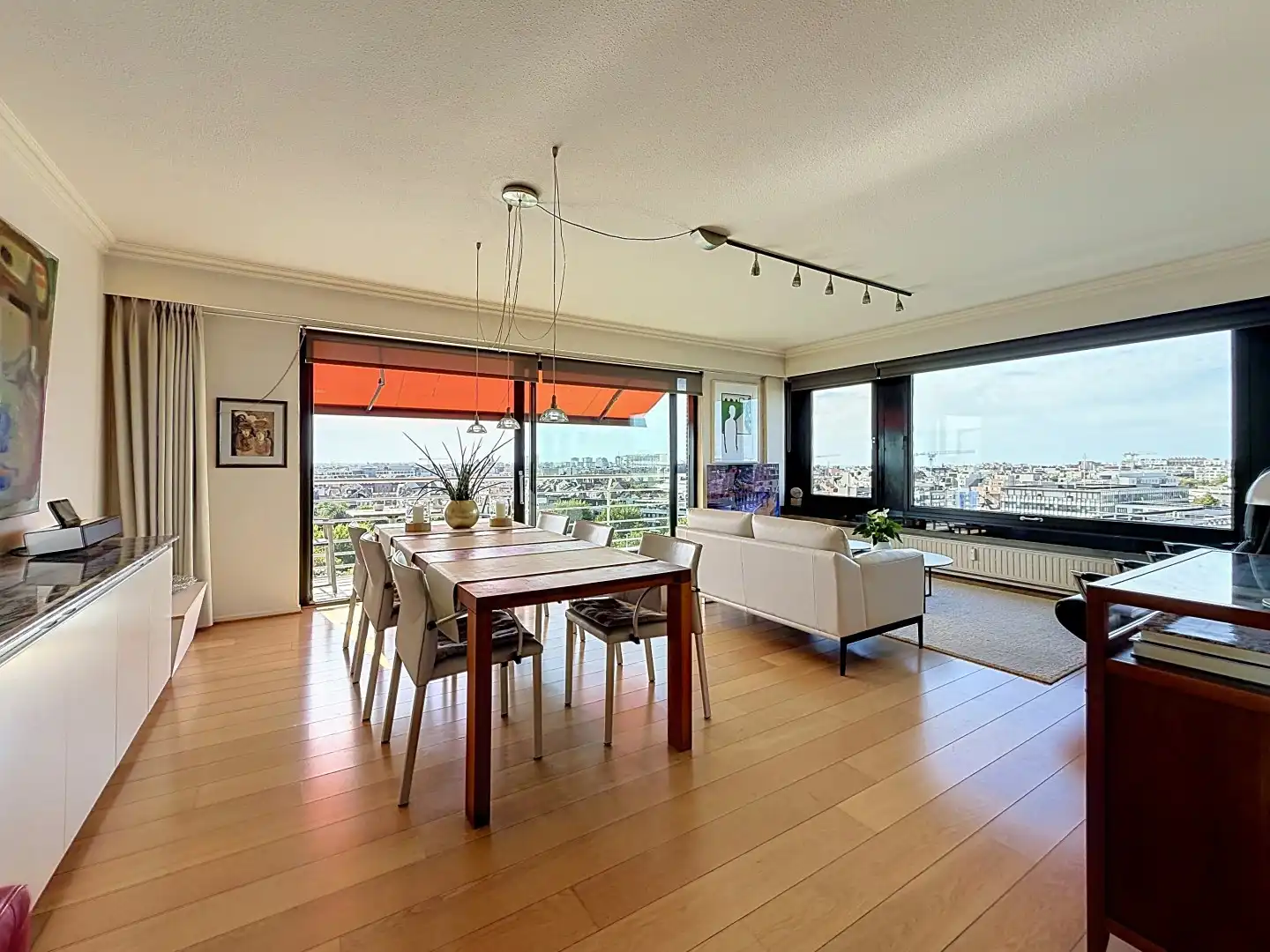 Uitzonderlijk goed gelegen instapklaar appartement met prachtig zicht op jachthaven  foto 5