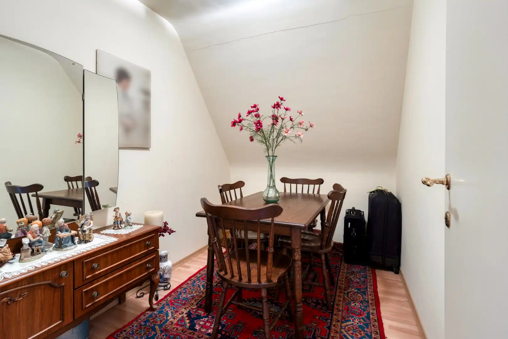 Ruime woning met 3 slaapkamers op een perceel van 1.880 m² te Olen-Centrum ! foto 23