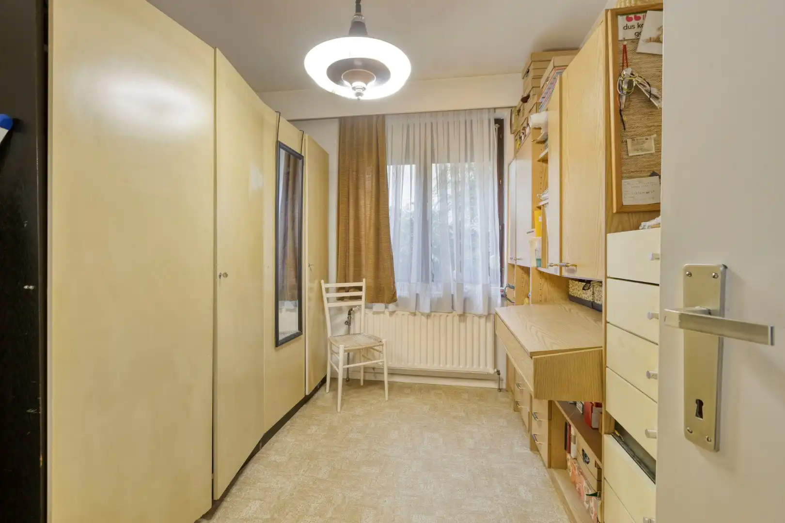 Ruime woning met 5 slaapkamers, garage en zonnige tuin in Mol-Ginderbuiten foto 16