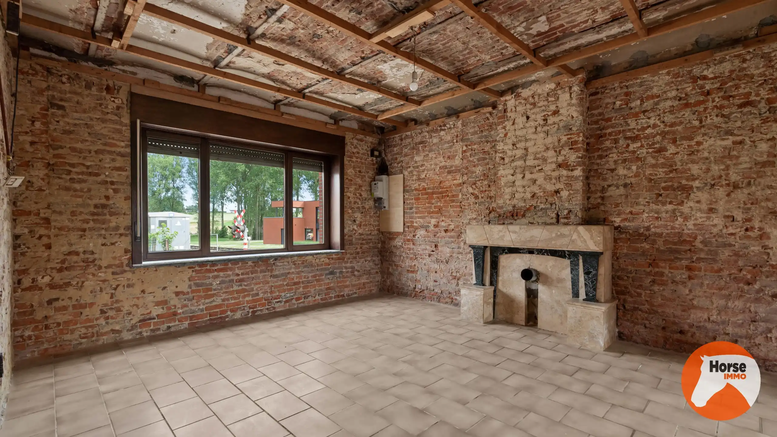 LIERDE - Woning met veel potentieel op 93are foto 11