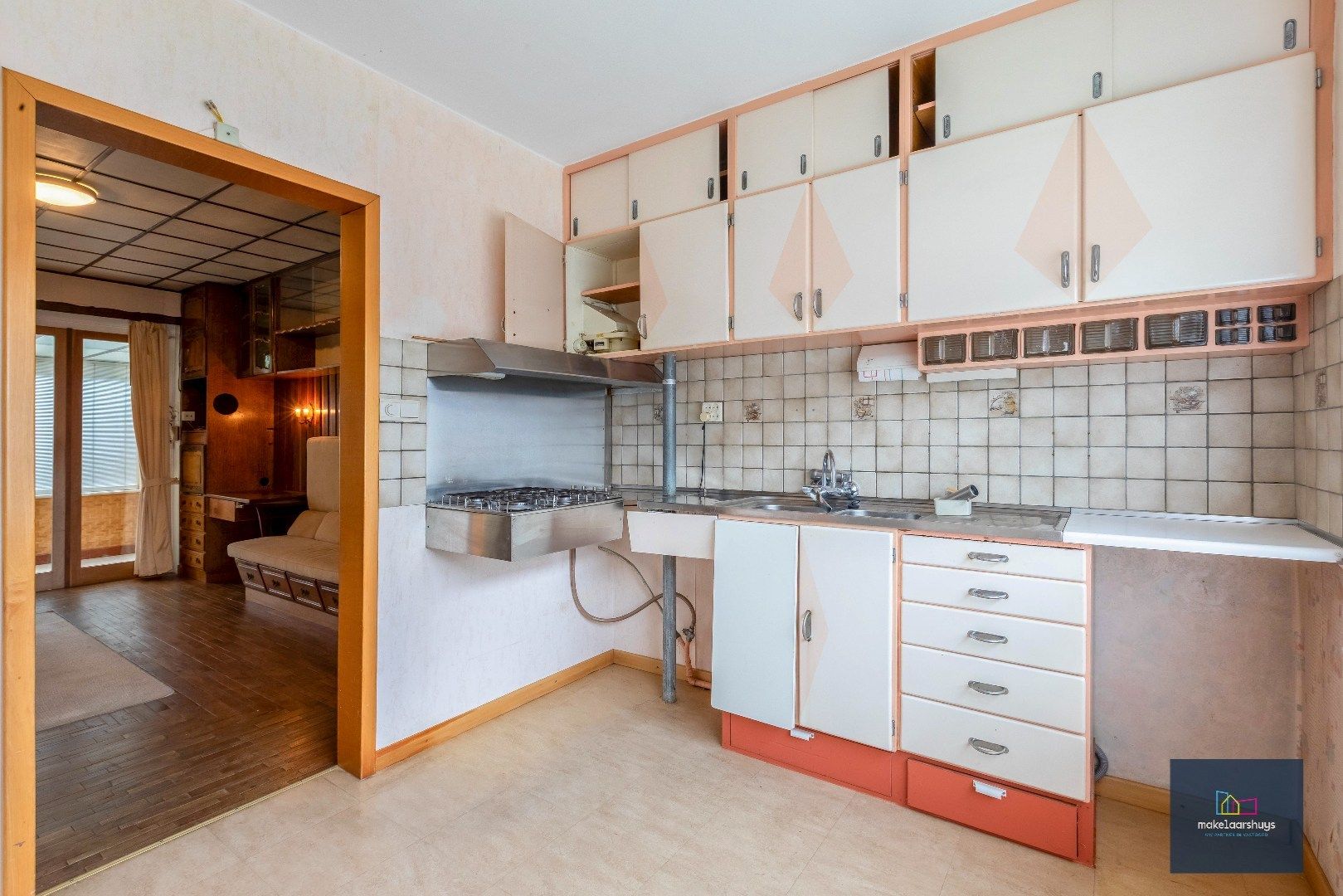 Gunstig gelegen woning met tuin en garage foto 9