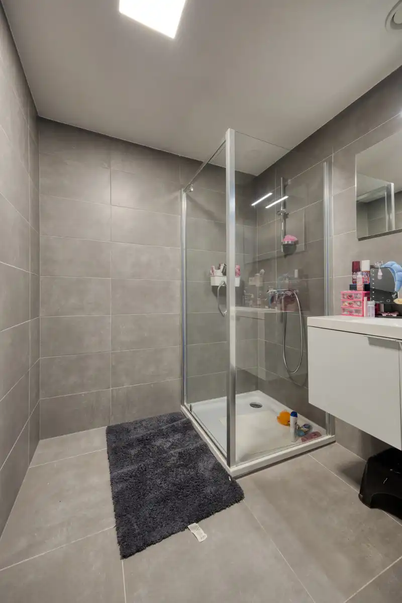 Leemans immobiliën biedt u deze uitzonderlijk ruime en energiezuinige woning aan in Merchtem! foto 22