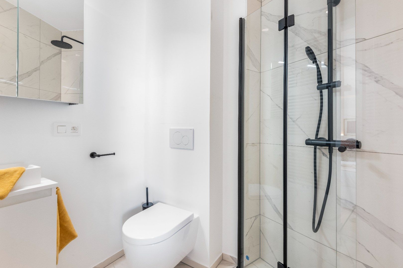 Gerenoveerd appartement met zuid-west oriëntatie gelegen vlakbij de Zeedijk en de Dumortierlaan foto 13