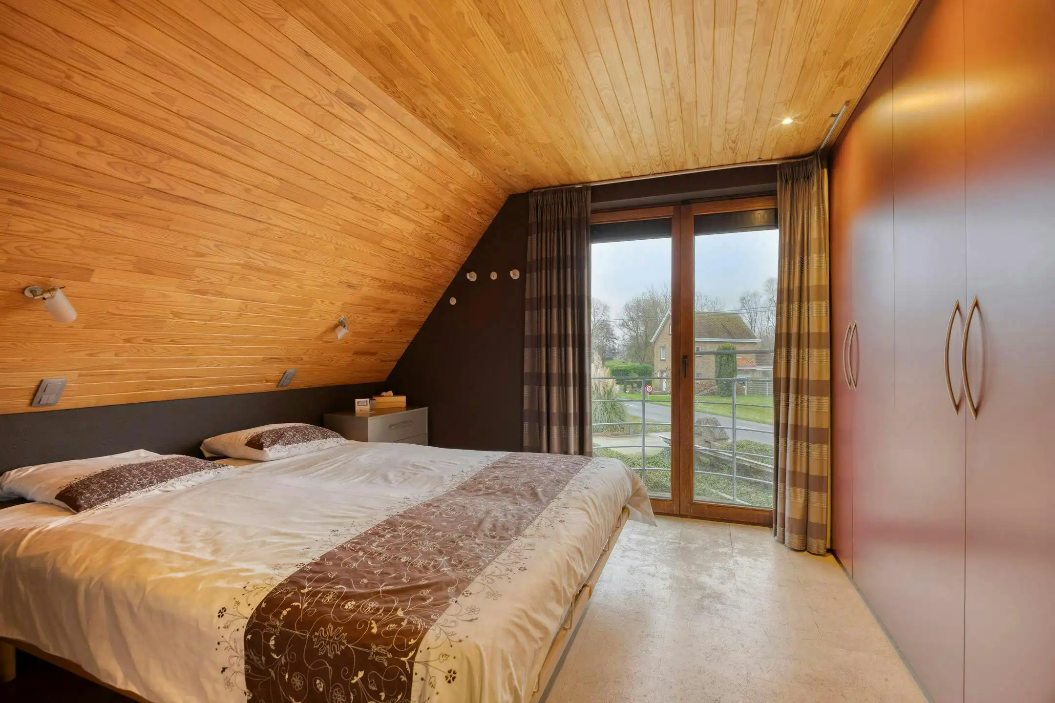 Vrijstaand huis met bijgebouw op perceel van 4012m² te Moerkerke foto 17