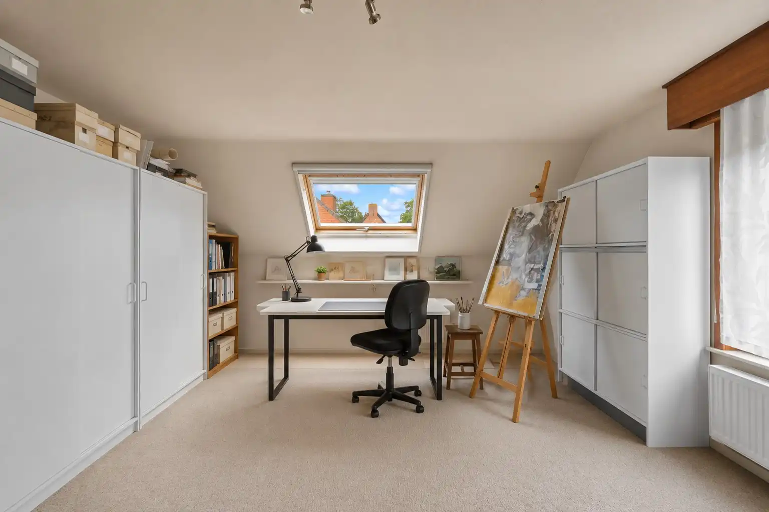 Karaktervolle alleenstaande woning met 4 slaapkamers foto 10
