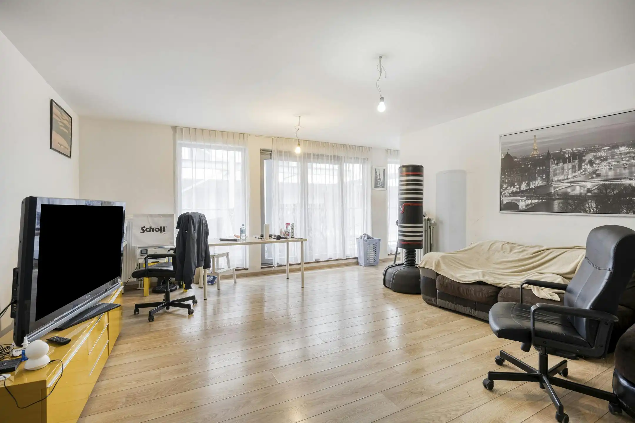 Ruim appartement met twee slaapkamers in centrum Brussel foto 5