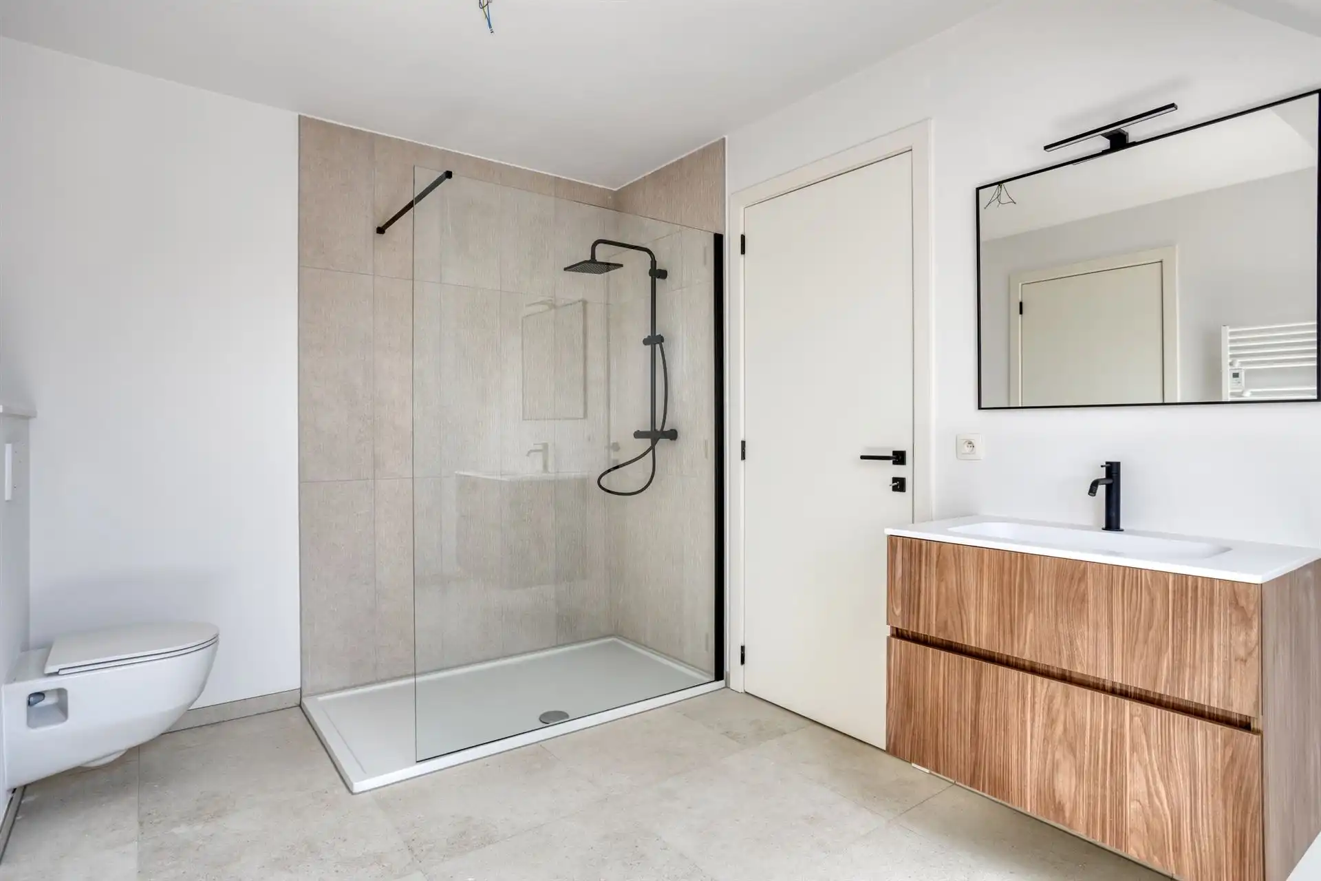 Prachtige nieuwbouw in rustige straat foto 26