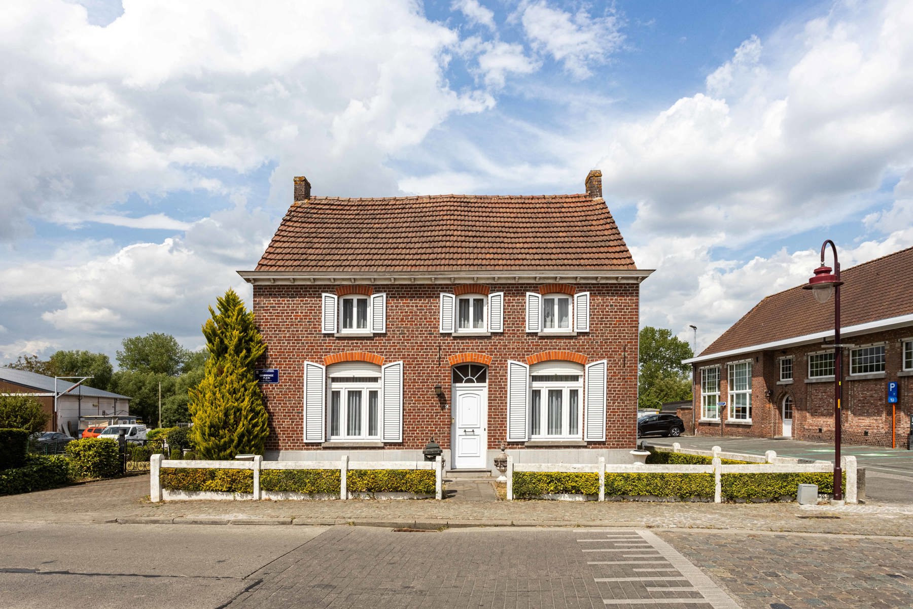 Investeringsproject op 4123 m2, 2 woningen + loods foto 15