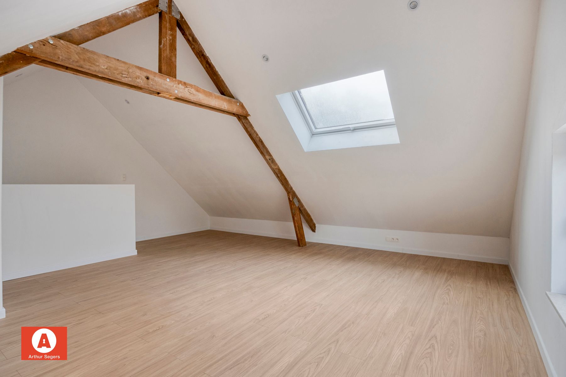 Totaal gerenoveerde woning met A-label foto 20