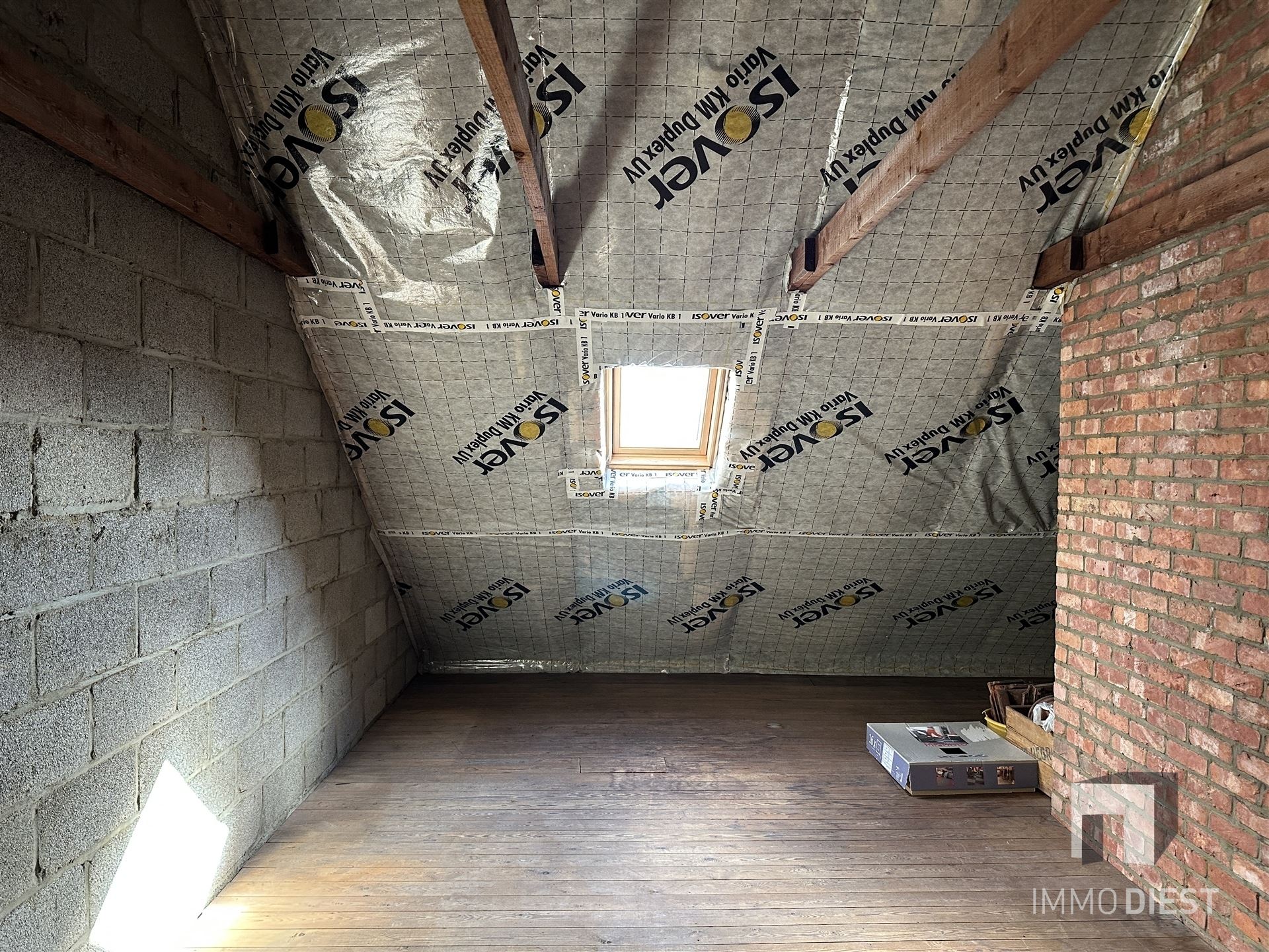 Woning op toplocatie! 3 slpks, tuin en garage foto 38