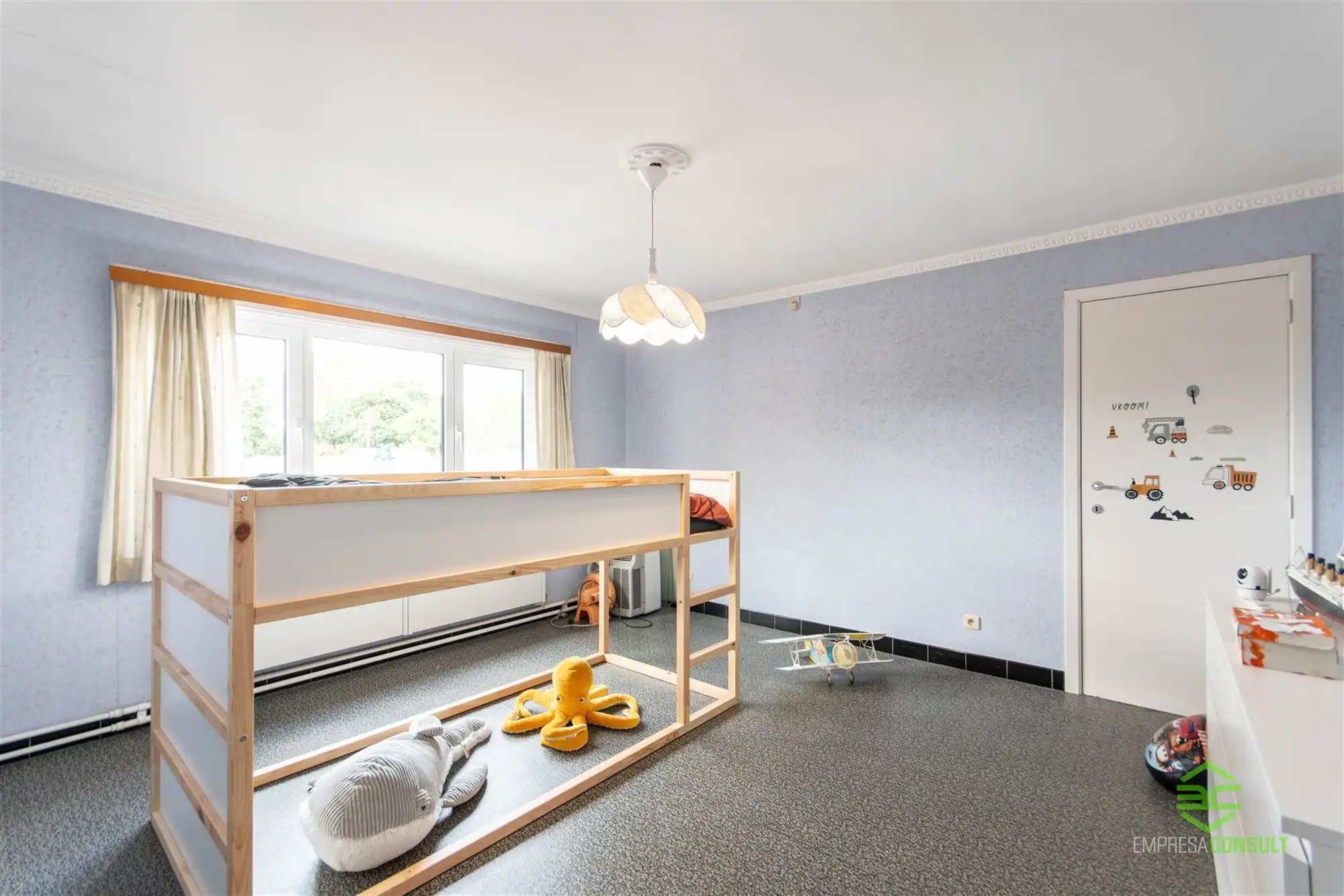 Zeer ruime gezinswoning met achtergelegen loods van 125m²! foto 13