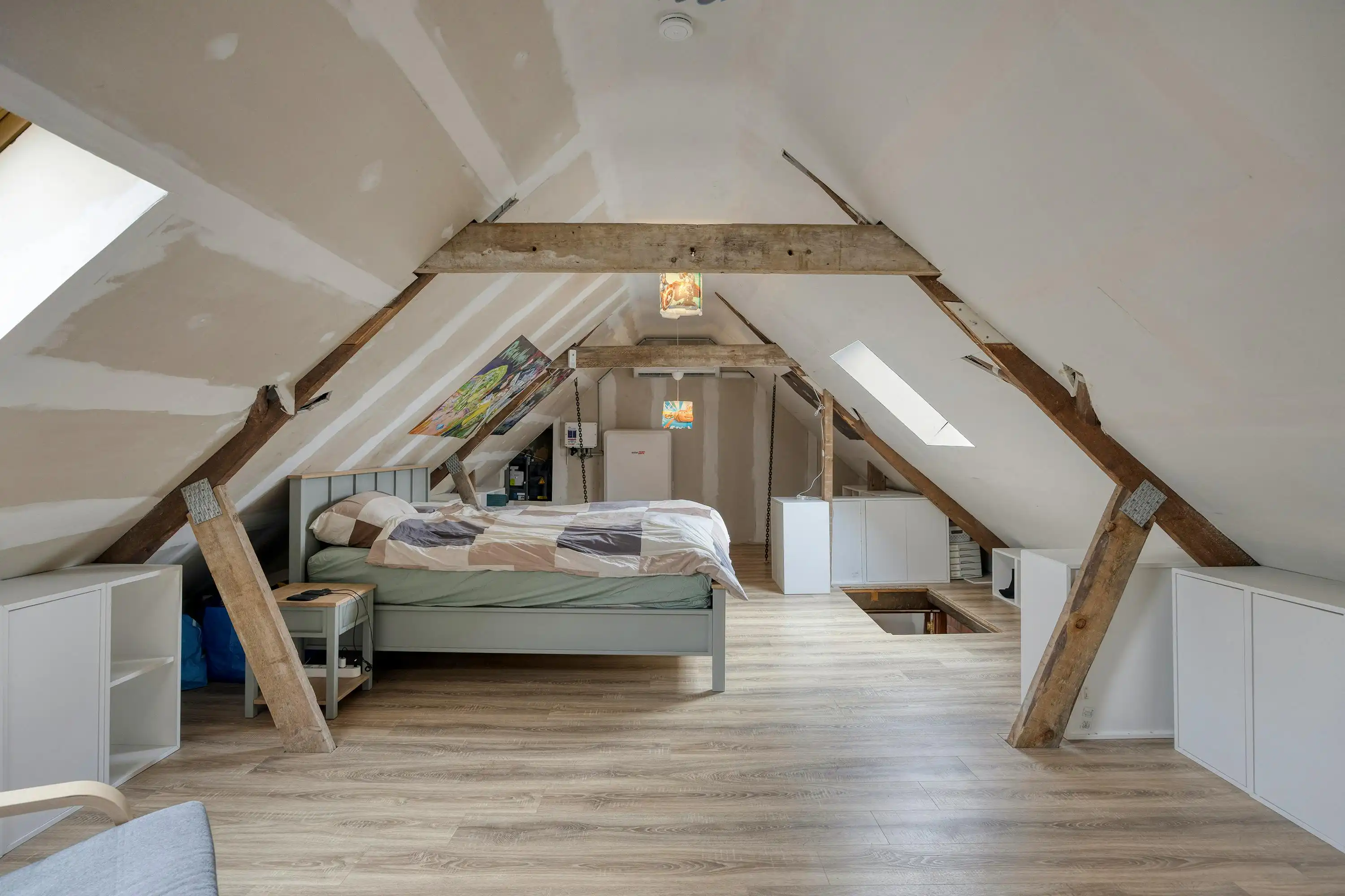 Instapklaar huis met grote tuin te koop in Zandvliet! foto 15