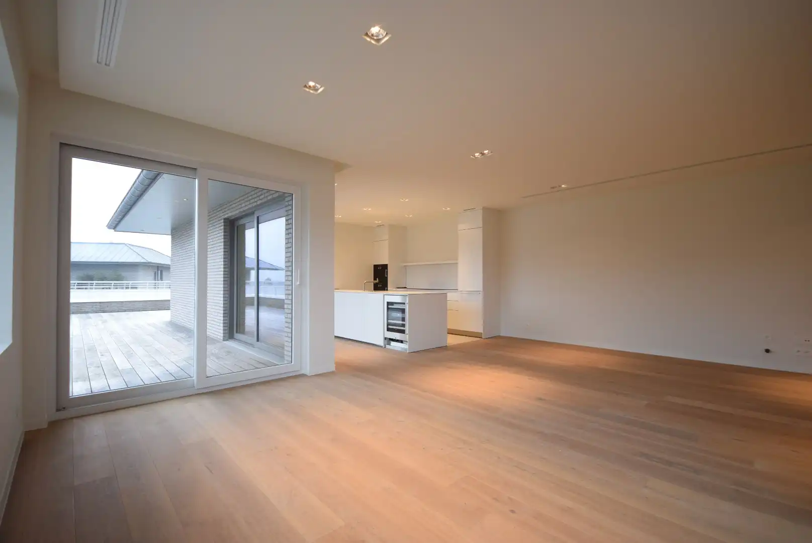 LUXE PENTHOUSE MET ADEMBENEMEND ZICHT OP STERREBOS. foto 3