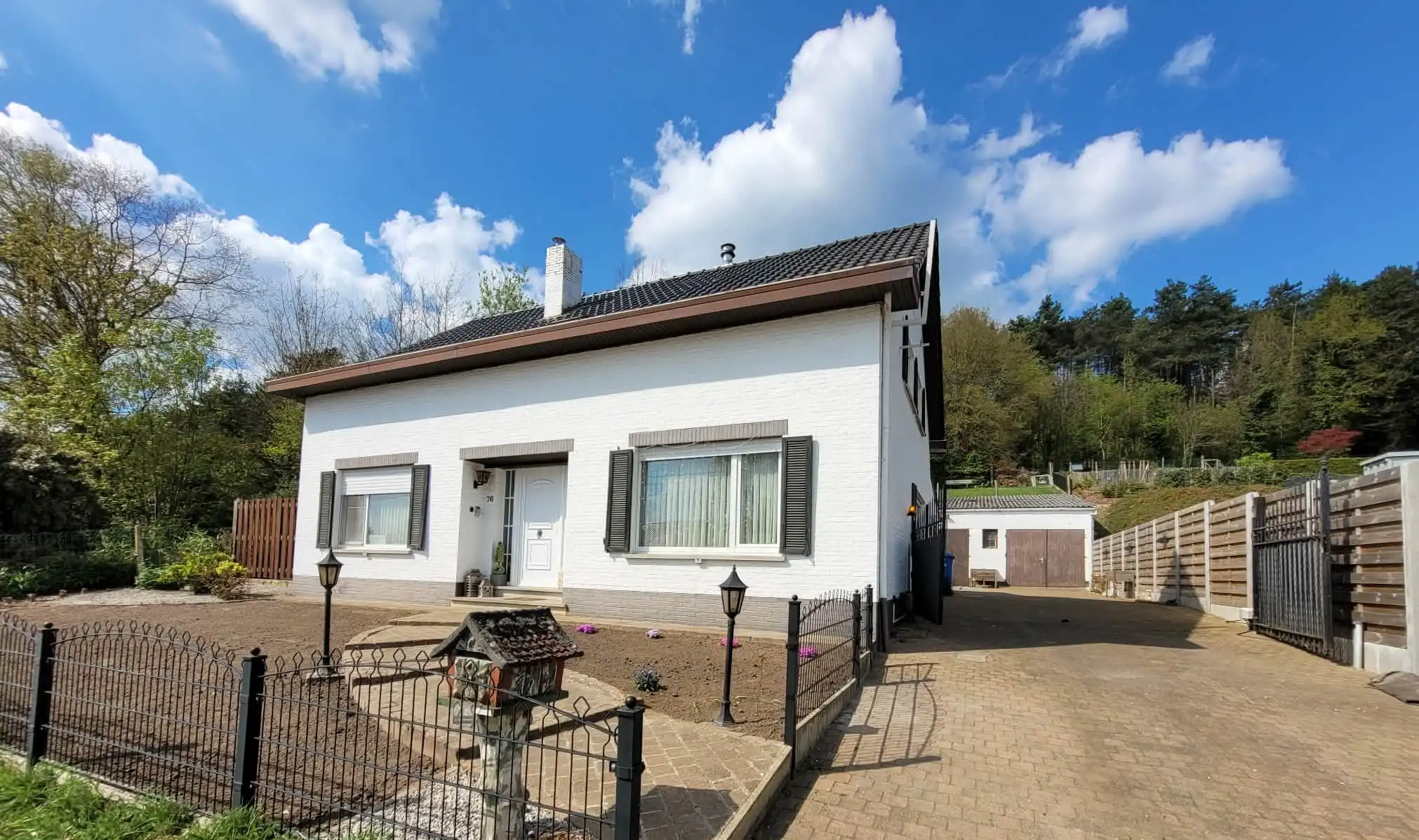 Ruime woning  foto {{pictureIndex}}