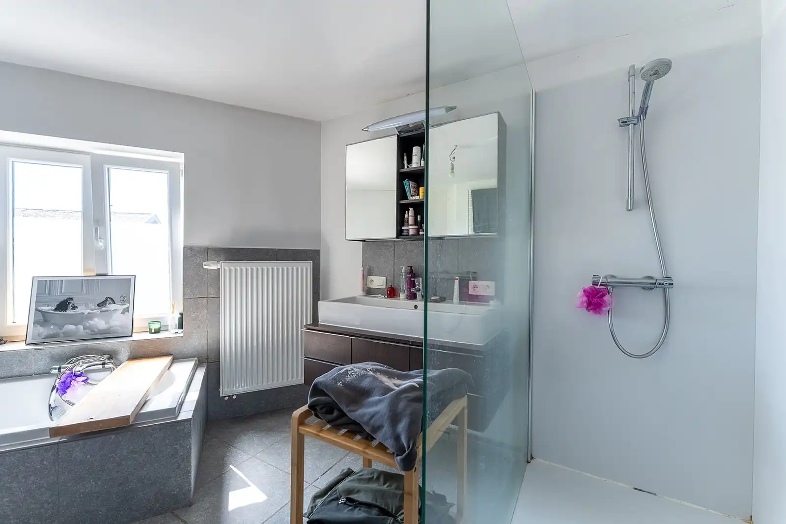 Instapklare Halfopen bebouwing op 1125 m² met ruime oprit foto 14