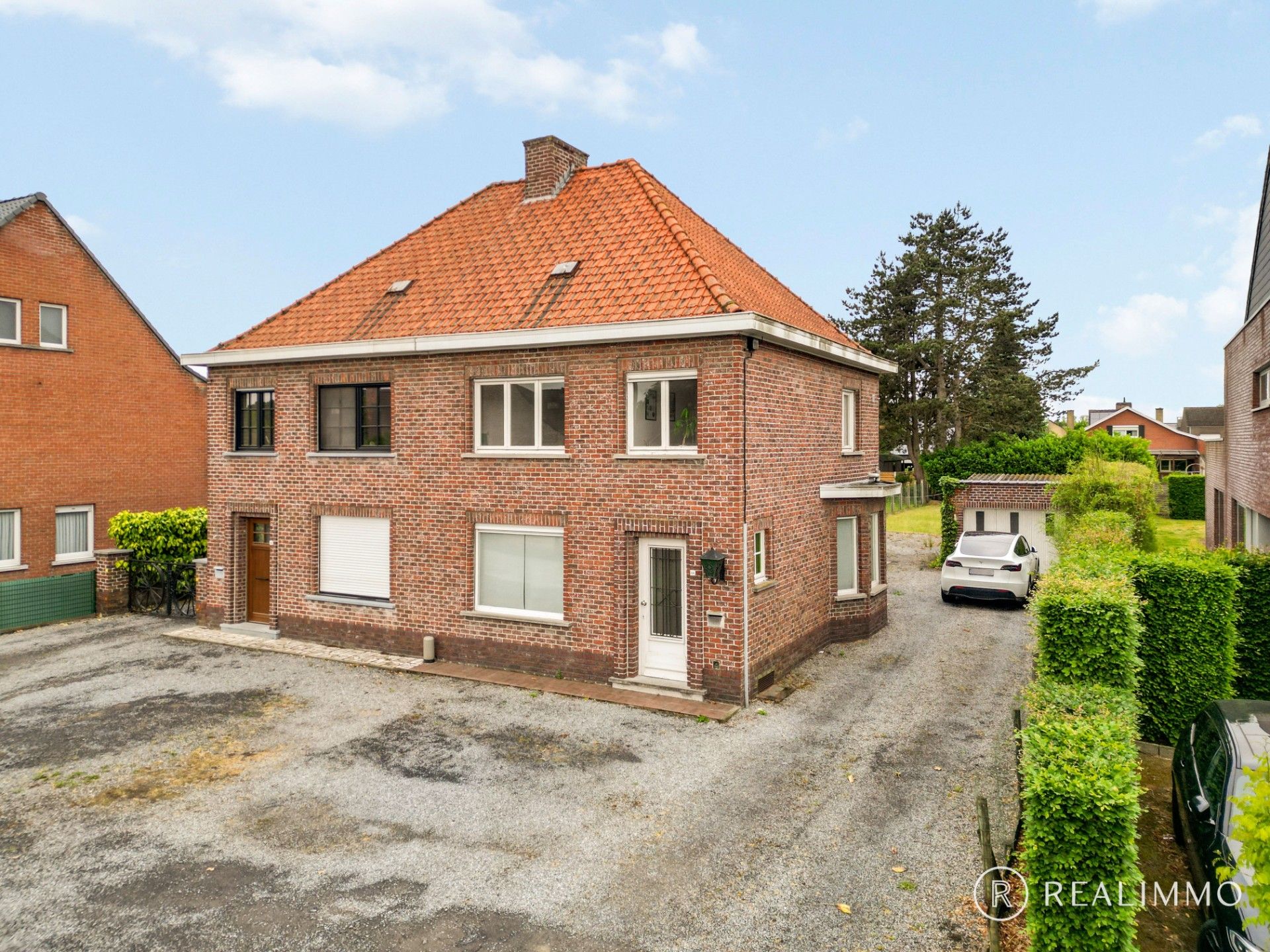 Hoofdfoto van de publicatie: Leuke half open woning in Zulte