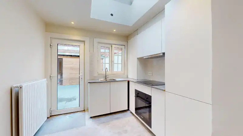 Instapklare vernieuwde woning van 115m² met koer-terras 18m² foto 9