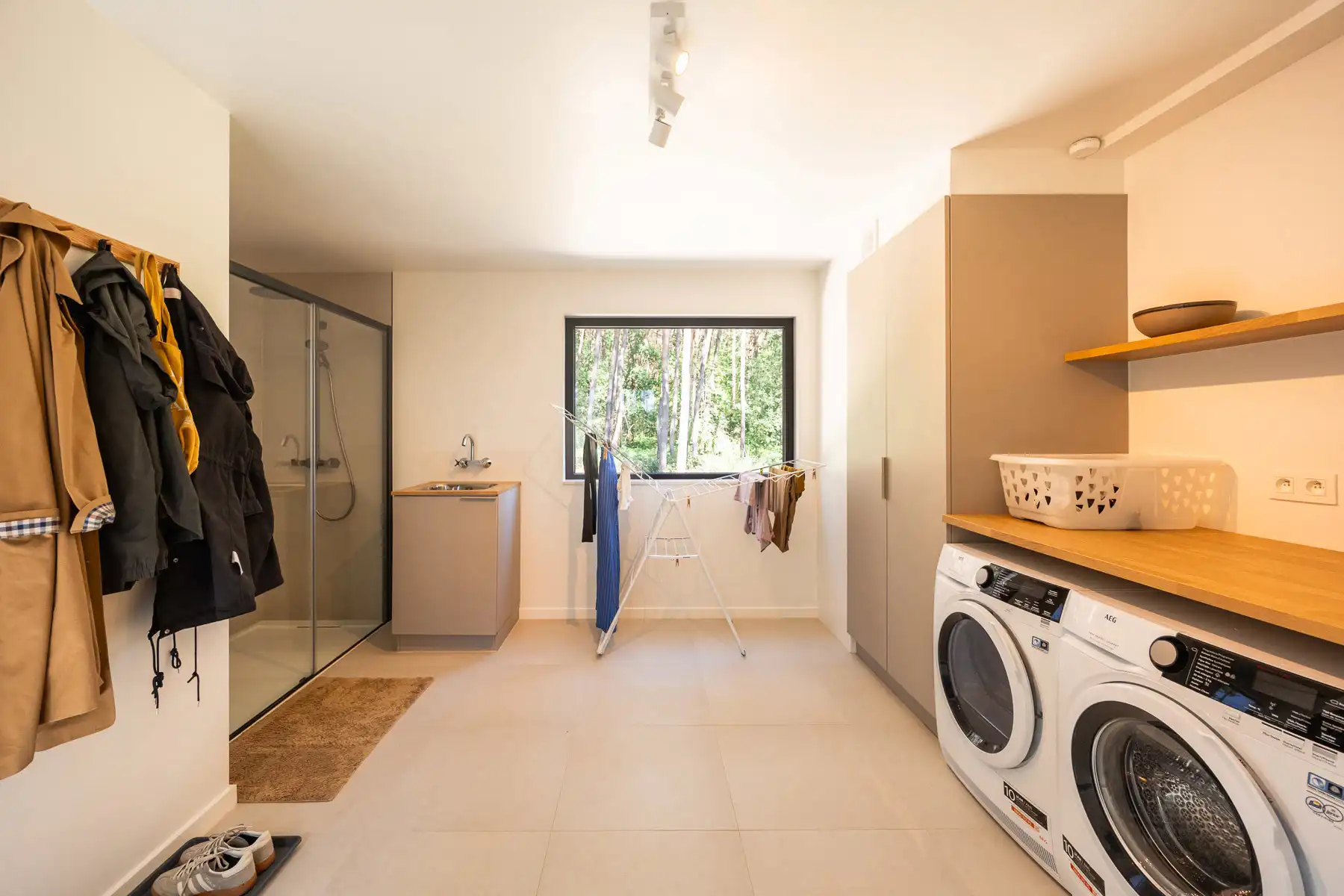Buitenkans: gerenoveerde topwoning op prachtig perceel van 2.290 m² foto 11