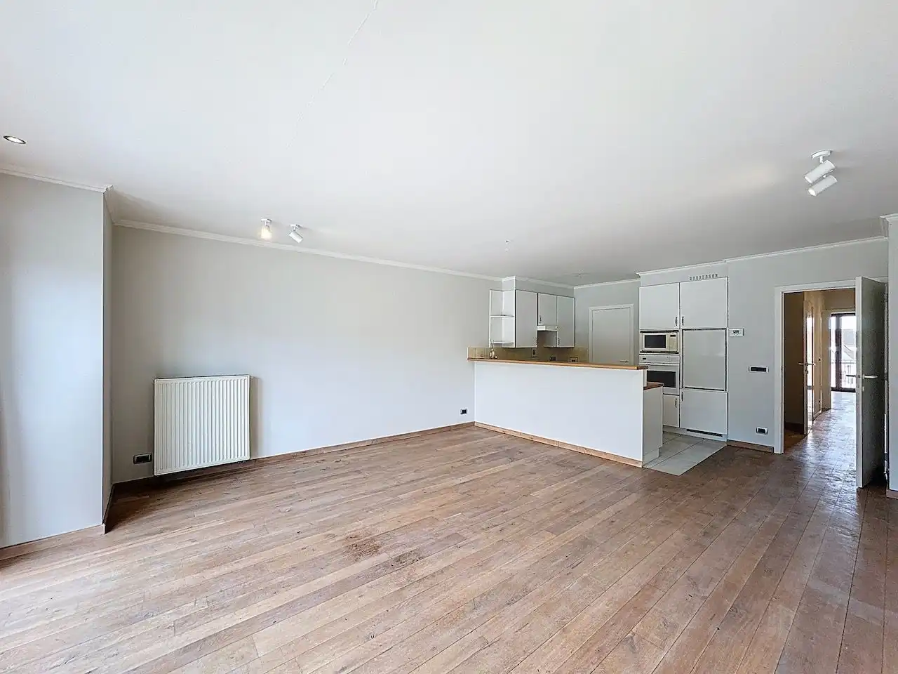 Ruim en lichtrijk appartement gelegen op de tweede verdieping van een goed onderhouden residentie foto 8