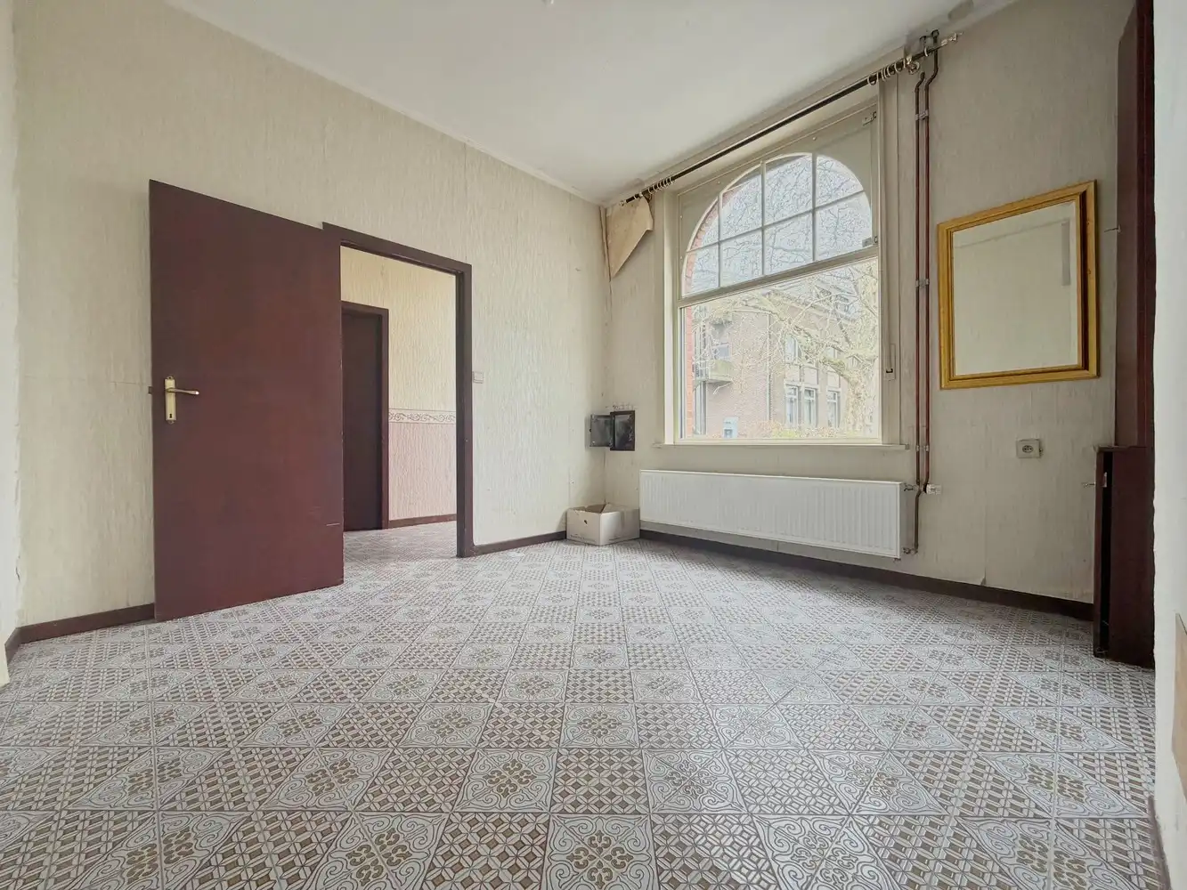 Op te frissen charmente woning op toplocatie in Gits met 3 slpk. foto 4