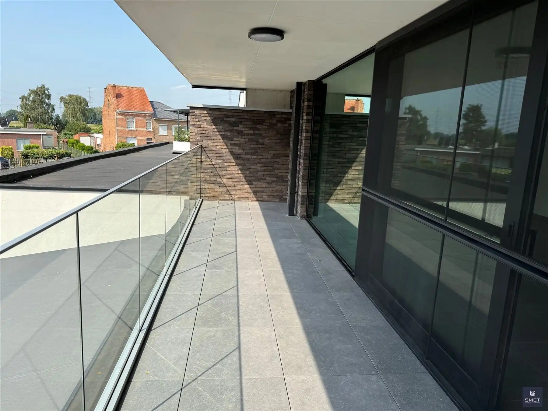 APPARTEMENT MET 2 SLPKS  EN GROOT TERRAS foto 8
