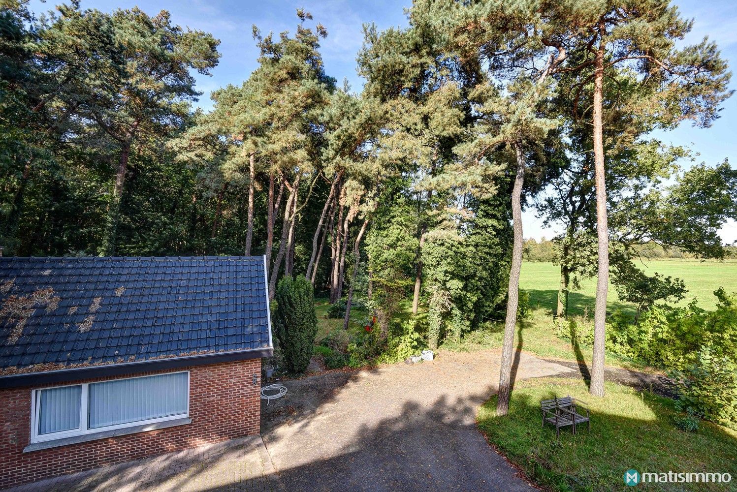ZEER RUIME GEZINSWONING MET 4 SLAAPKAMERS EN BIJGEBOUW VAN +- 100 M2 OP PERCEEL VAN 1HA 29A 93CA IN DIEPENBEEK foto 40