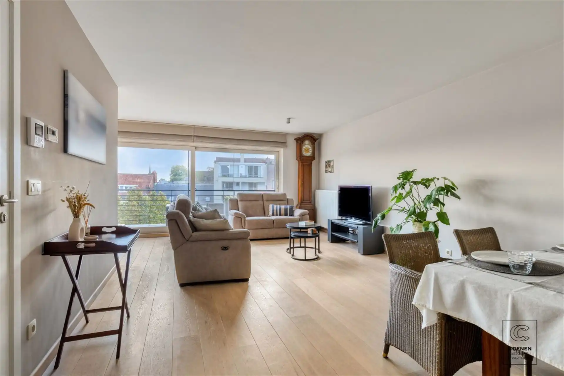 Duplex app. met bew. opp. van 120 m², 2 slpks en 2x terras foto 2