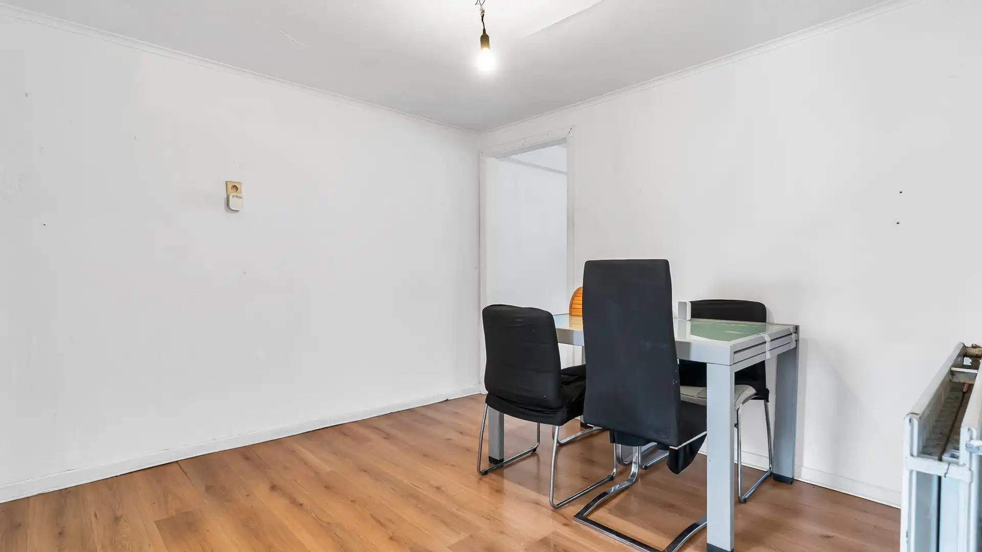 APPARTEMENT TE KOOP IN MAASMECHELEN MET 2 SLAAPKAMERS foto 3