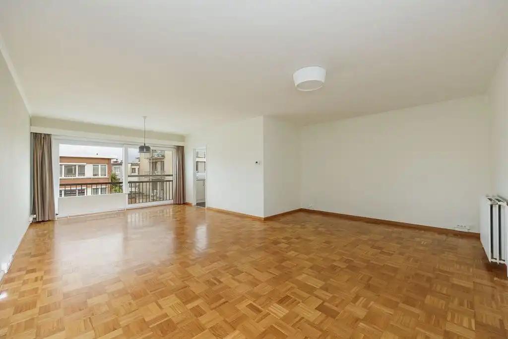 Licht appartement vlakbij Te Boelaerpark foto {{pictureIndex}}