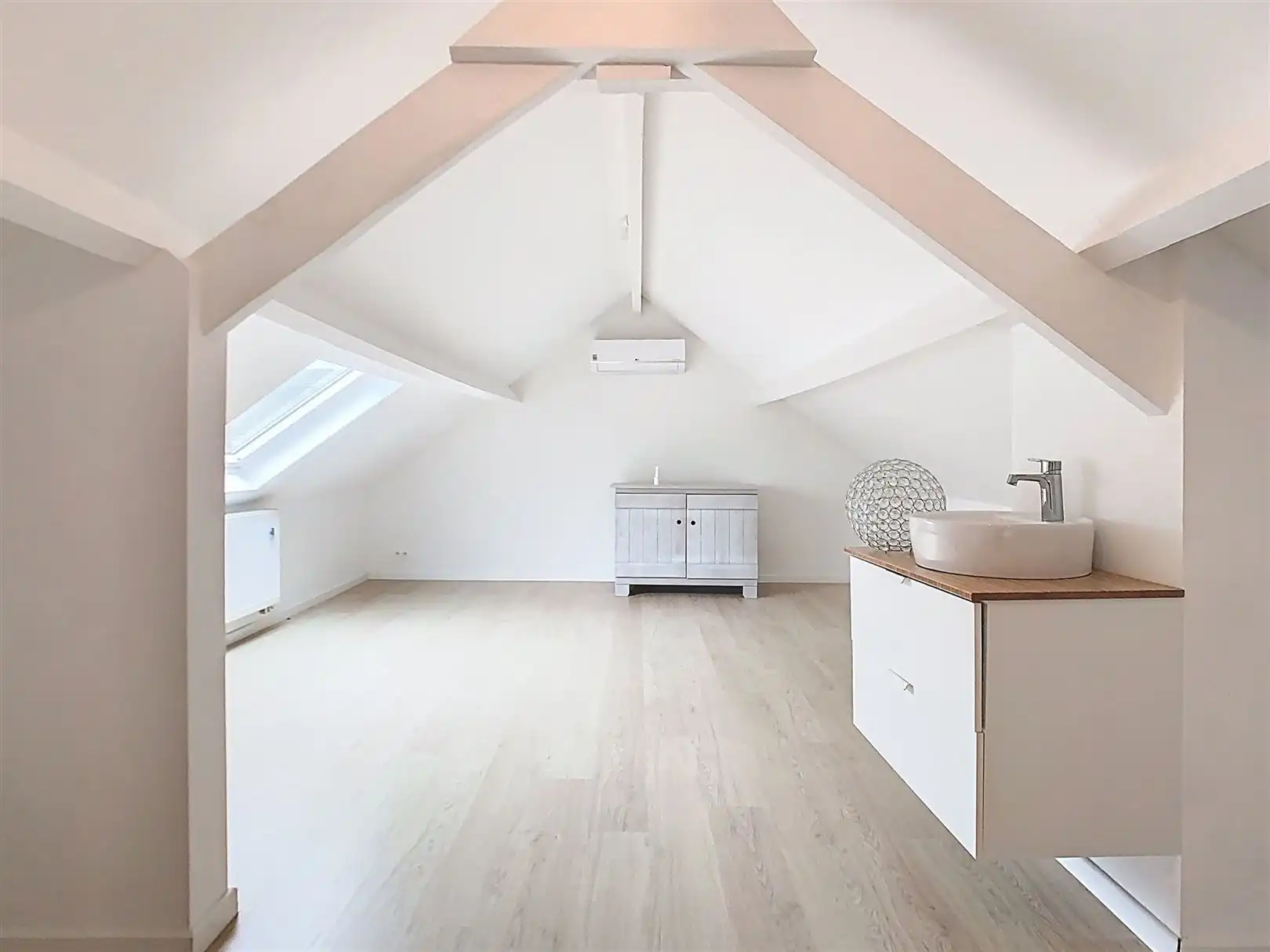 Rustig gelegen 4-gevel woning foto 13