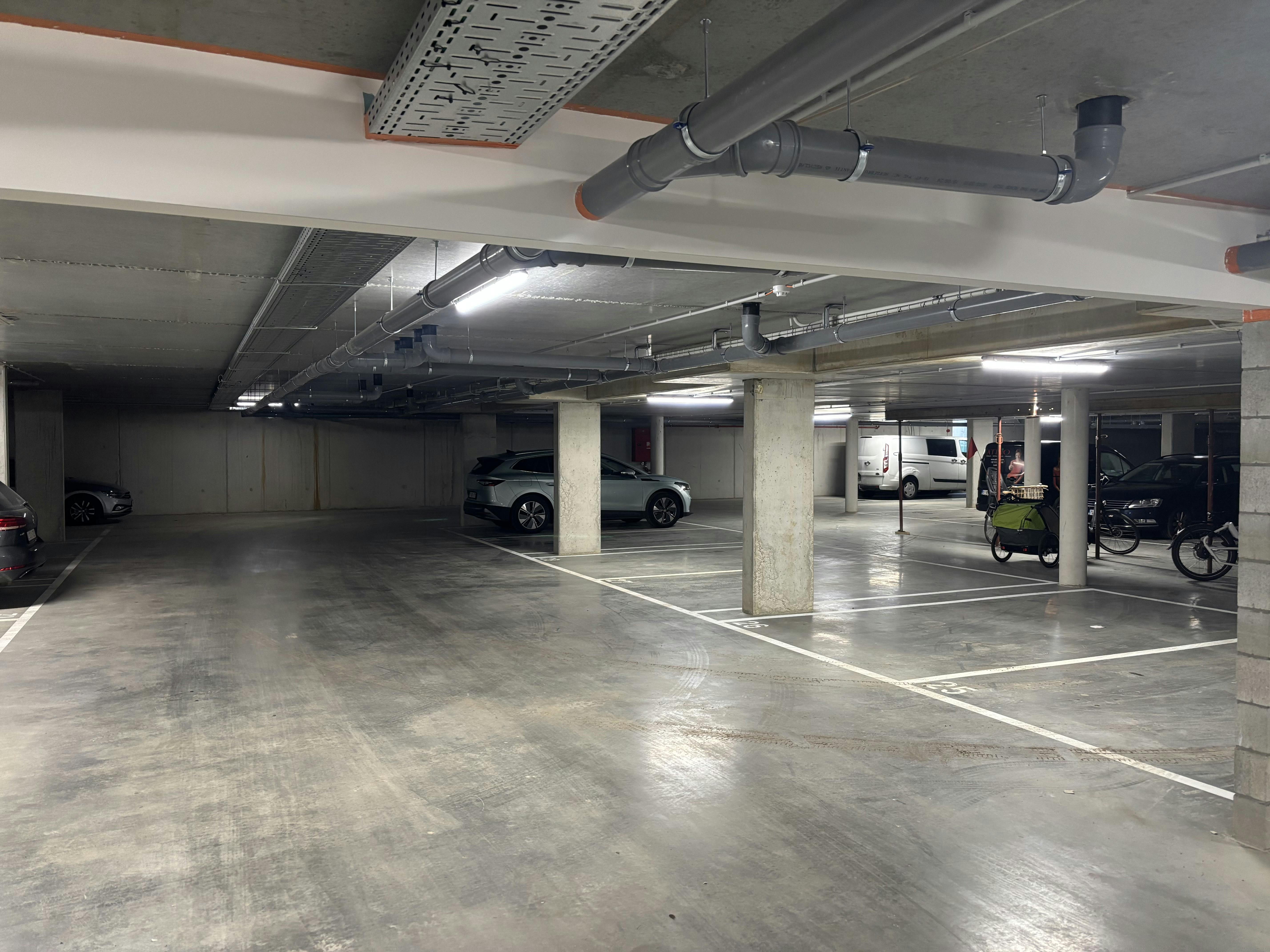 Parkeerplaats te koop Eksterlaar 25/P10 - 2100 Deurne