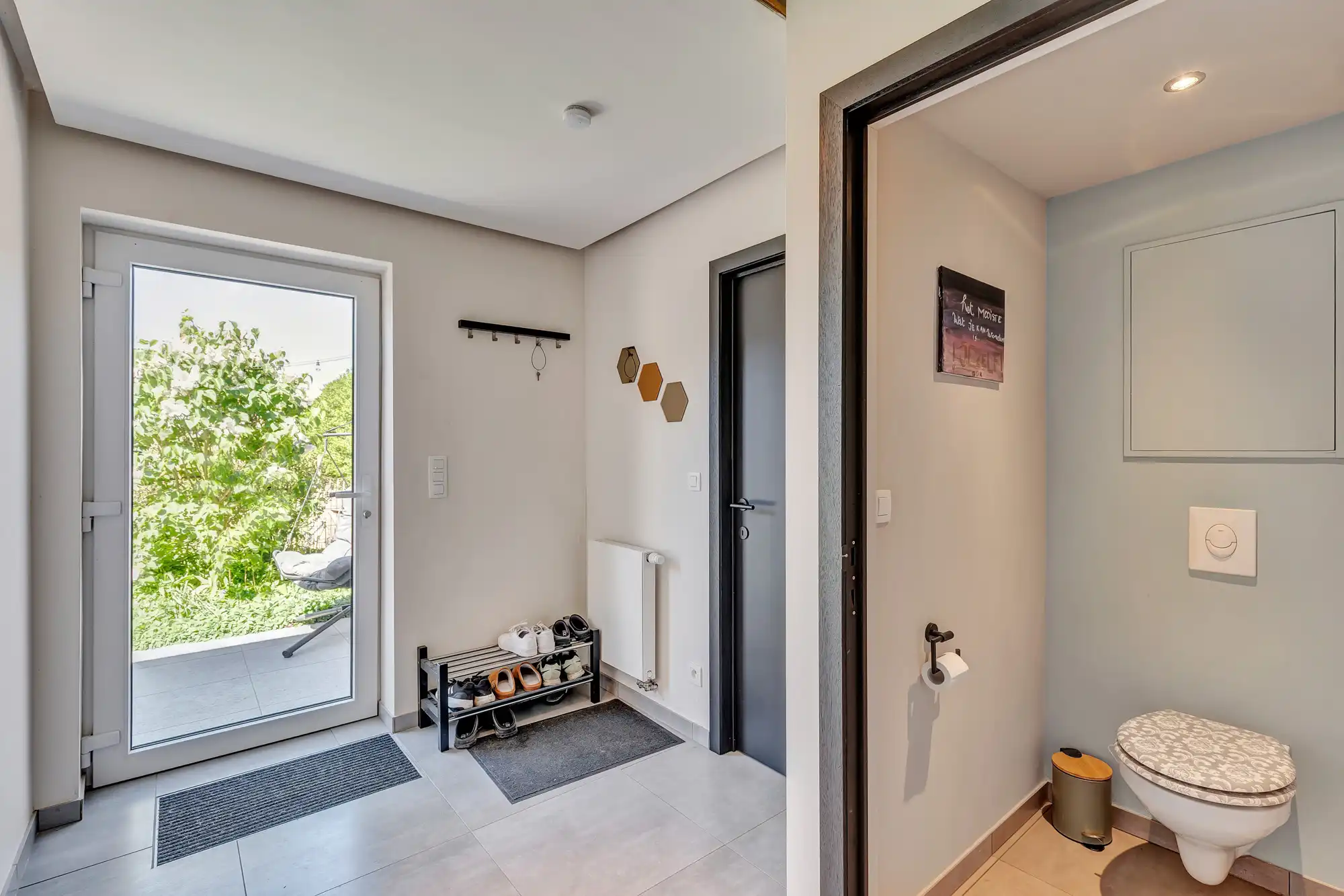 Prachtige, hernieuwbouwwoning gelegen in pittoreske Gottem foto 2