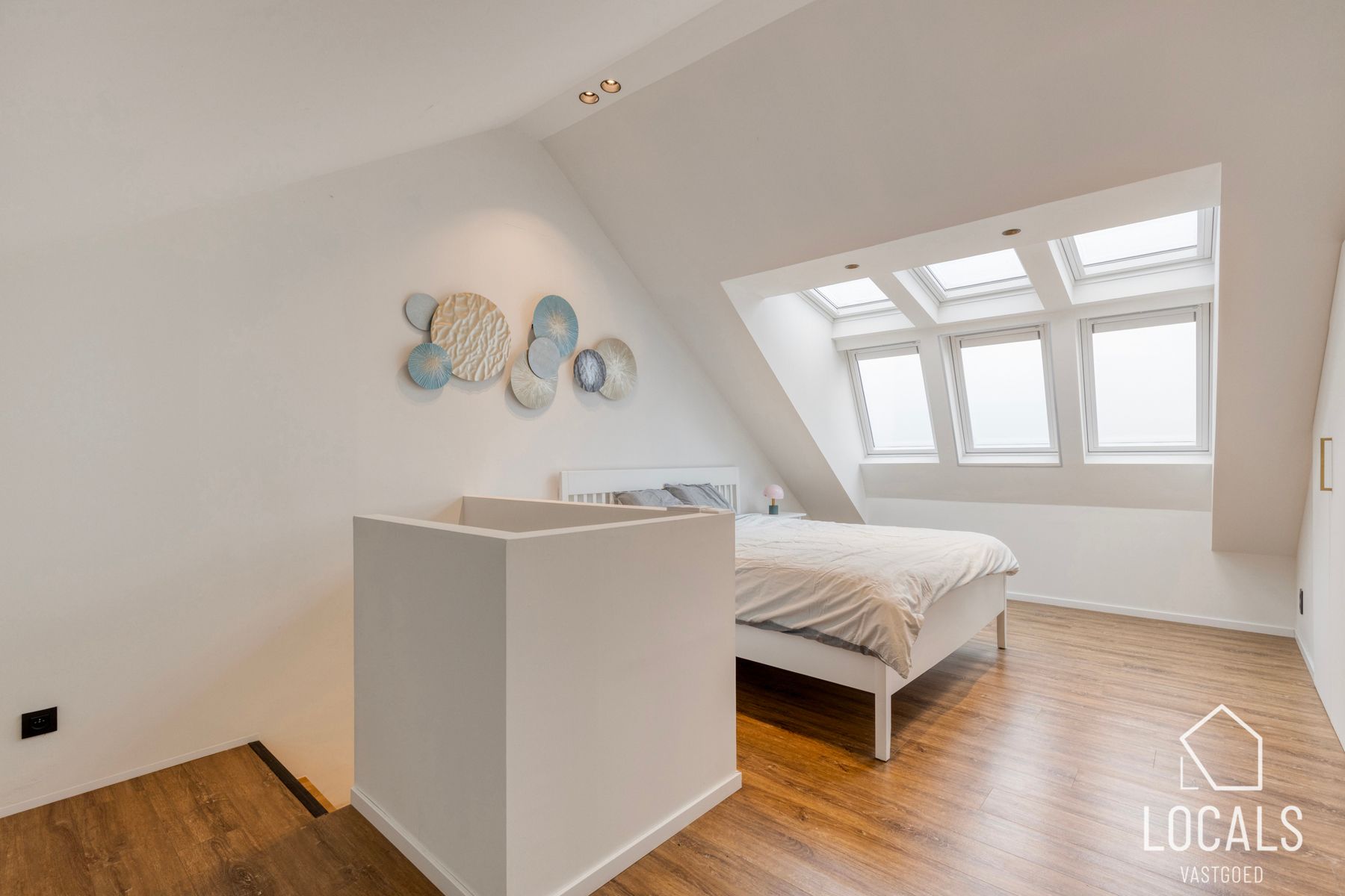 Halfopen bebouwing in het pitoreske Pollare foto 16