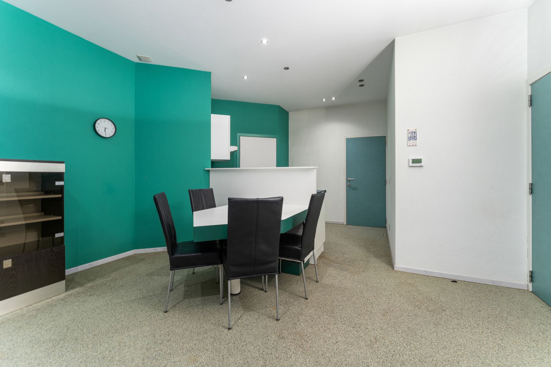 Appartement in centrum Oostende, voorheen apotheek foto 9