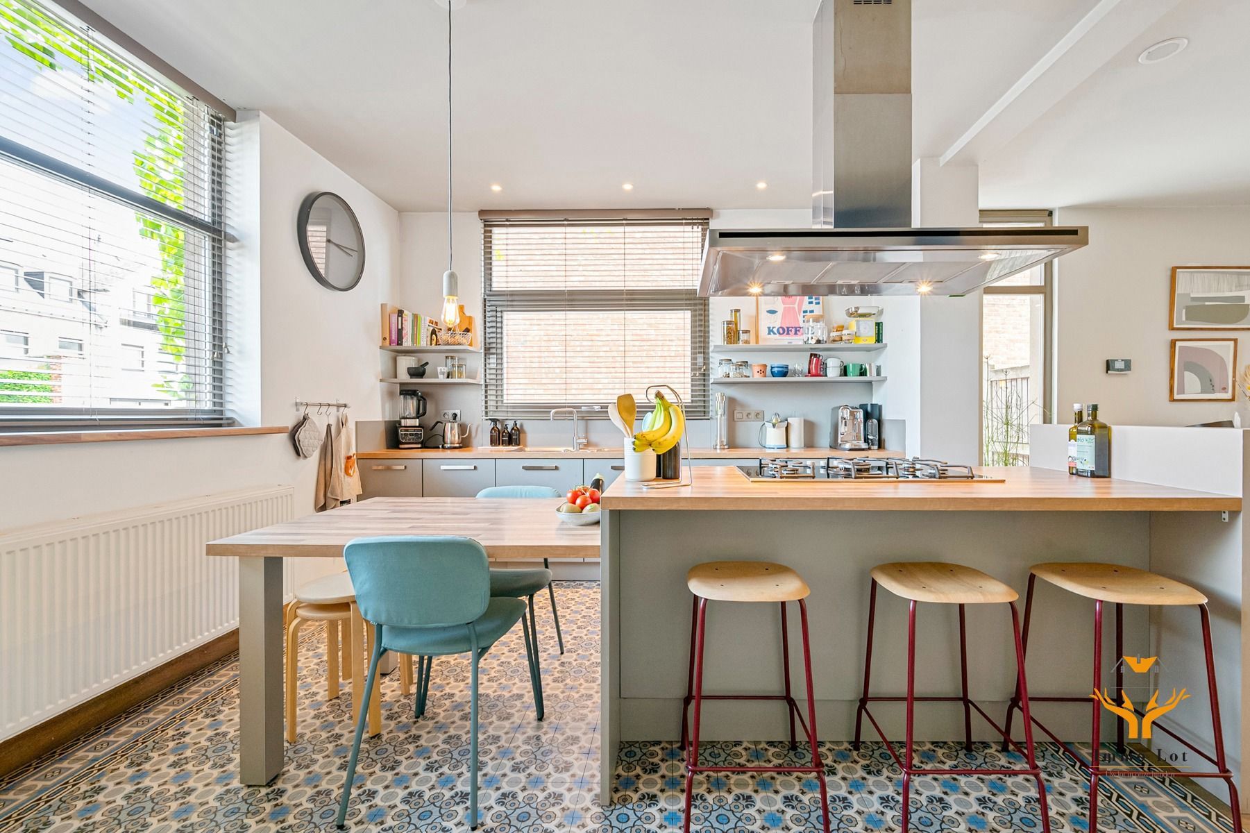 Instapklare gezinswoning met tuin in Schellebelle foto 12