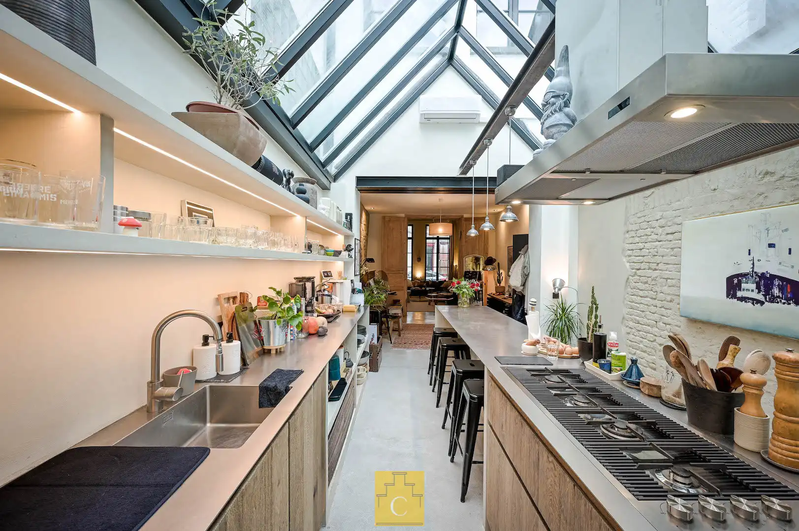 17e-18e eeuws diephuis vlakbij de Markt, authentiek met eigentijdse touch, energiezuinig en stil foto 6