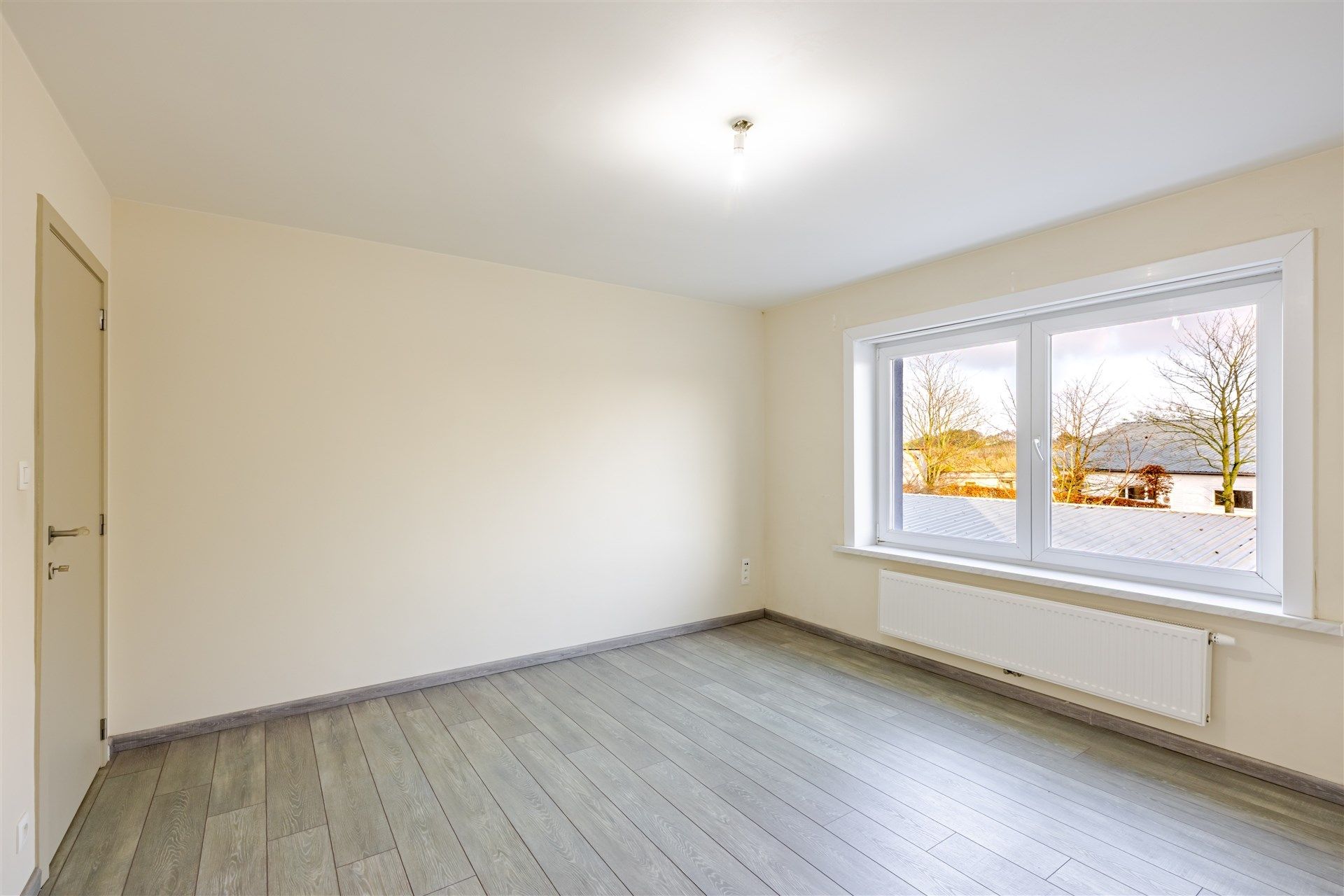 Gunstig gelegen 2 slaapkamer appartement met terras foto 17