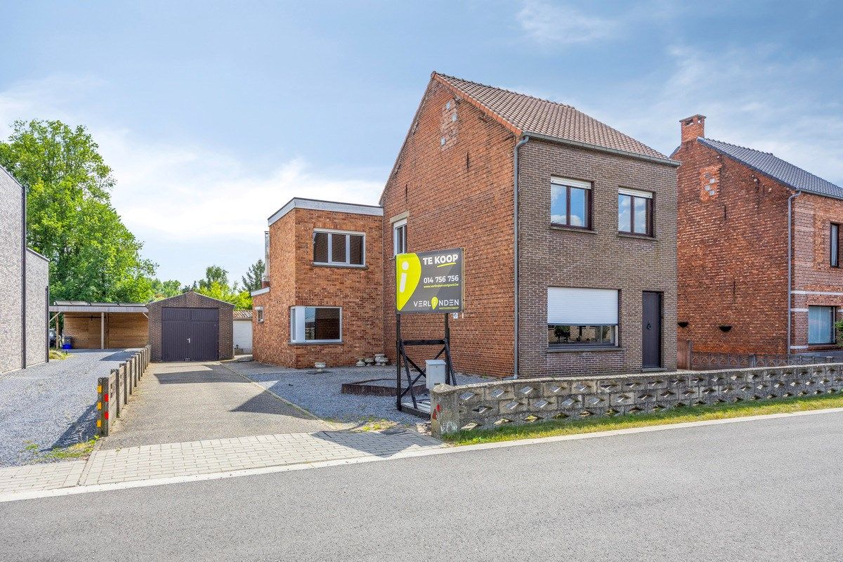 Hoofdfoto van de publicatie: Ruim ingedeelde woning met 3slpks op een gunstige ligging.