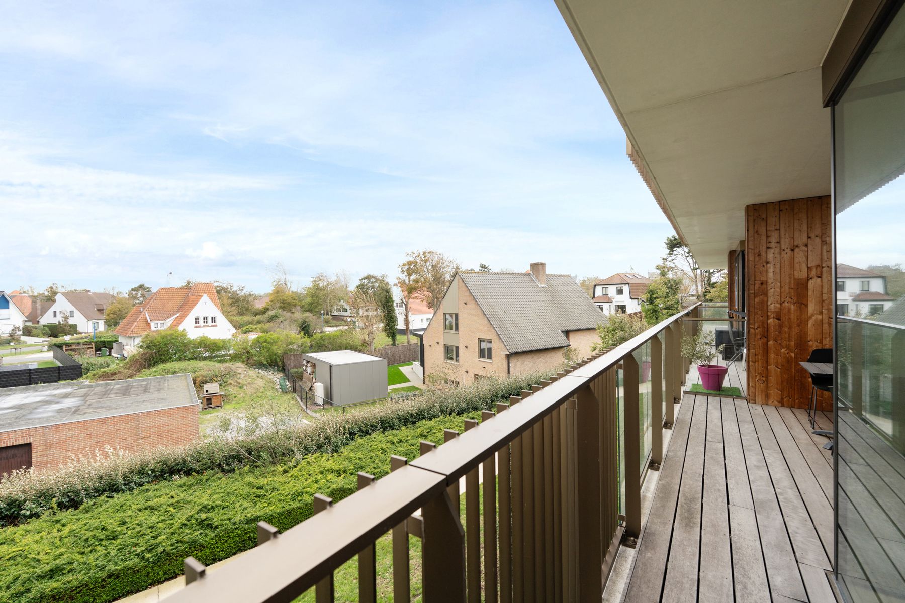 Moderne assistentiewoning met terras foto 12