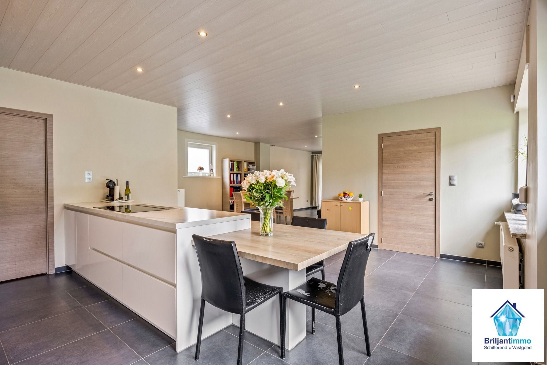 Helemaal vernieuwd én energiezuinig, met 5 slaapkamers!  foto 4