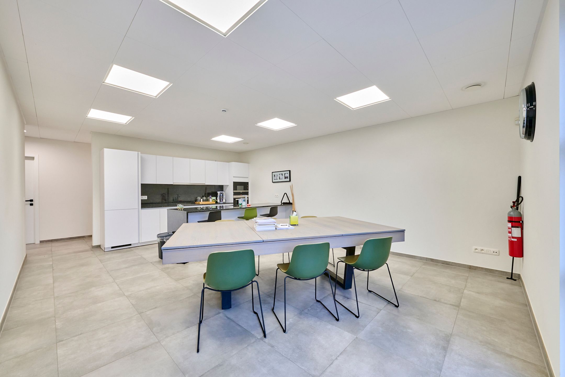 Multifunctioneel bedrijfsgebouw op Genk-Zuid foto 15