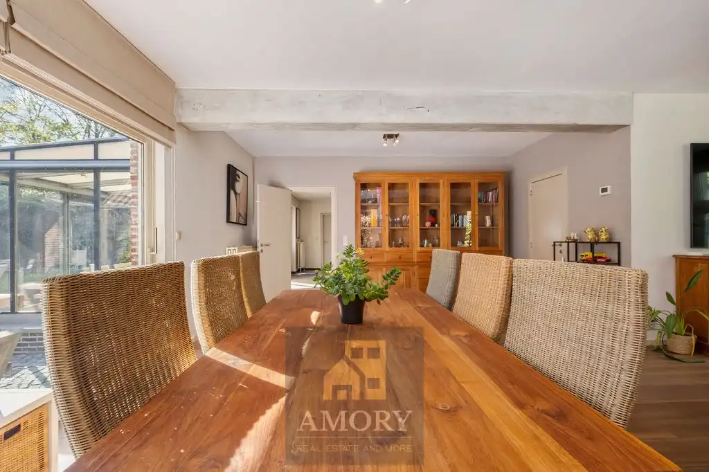 Karaktervolle villa met uitzonderlijke tuin op toplocatie! foto 11