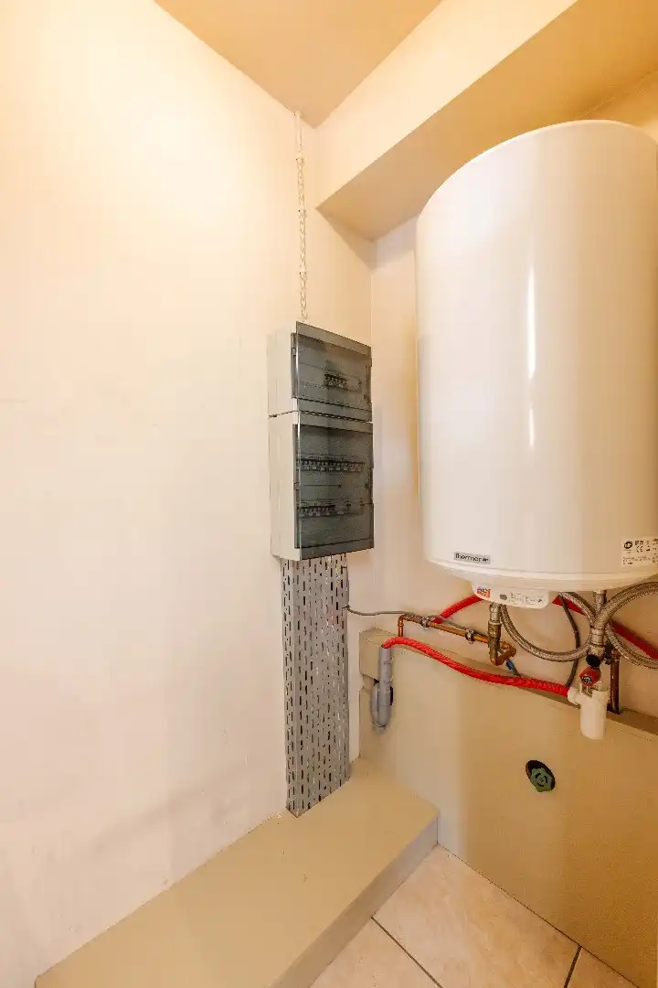 CENTRAAL GELEGEN APPARTEMENT (2003) MET 2 SLPKS | GARAGE foto 14