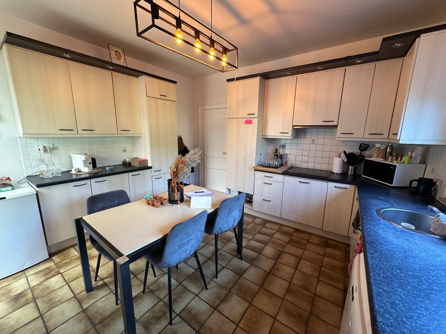 Ruime woning met tuin, garage en 3 slaapkamers in Tongeren, bouwjaar 1939, EPC-waarde 378.00, energielabel D, 679m² perceeloppervlakte, 159m² bewoonbare oppervl foto 6