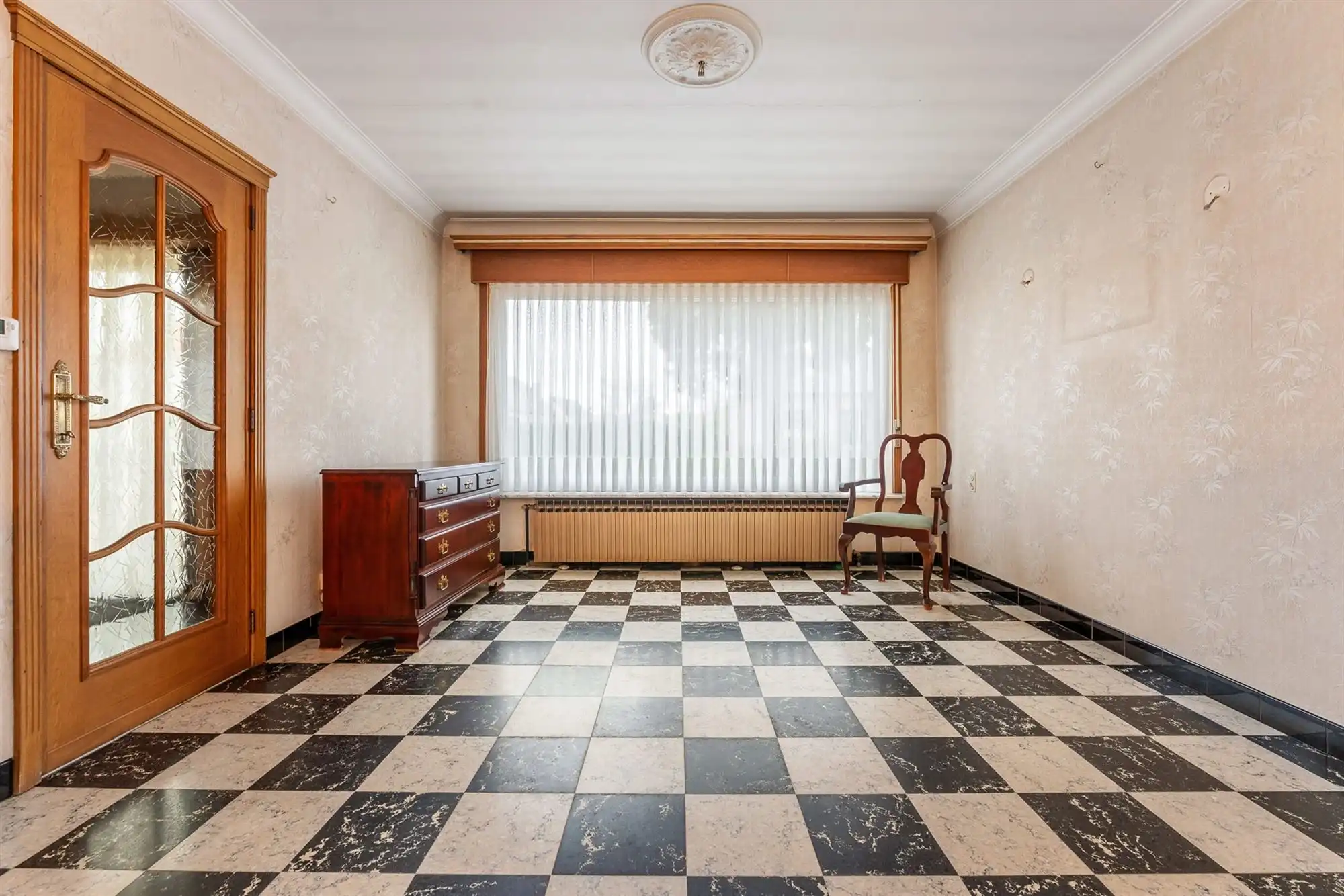 OP TE FRISSEN WONING MET 3 SLAAPKAMERS GELEGEN OP EEN PERCEEL VAN 4A89CA TE PAAL foto 6