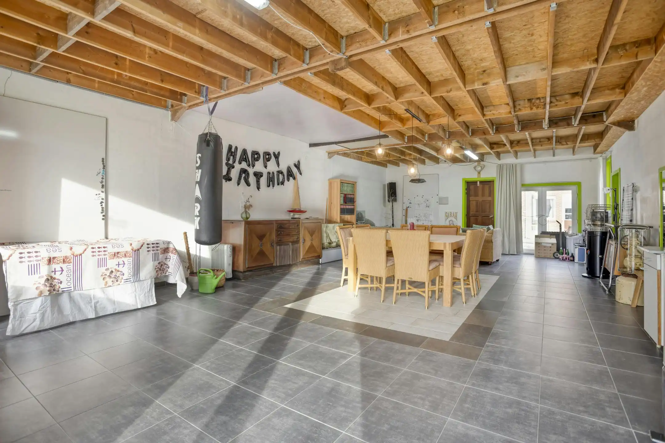 Woning met magazijn en 70 m² polyvalente ruimte in Dilsen foto 20